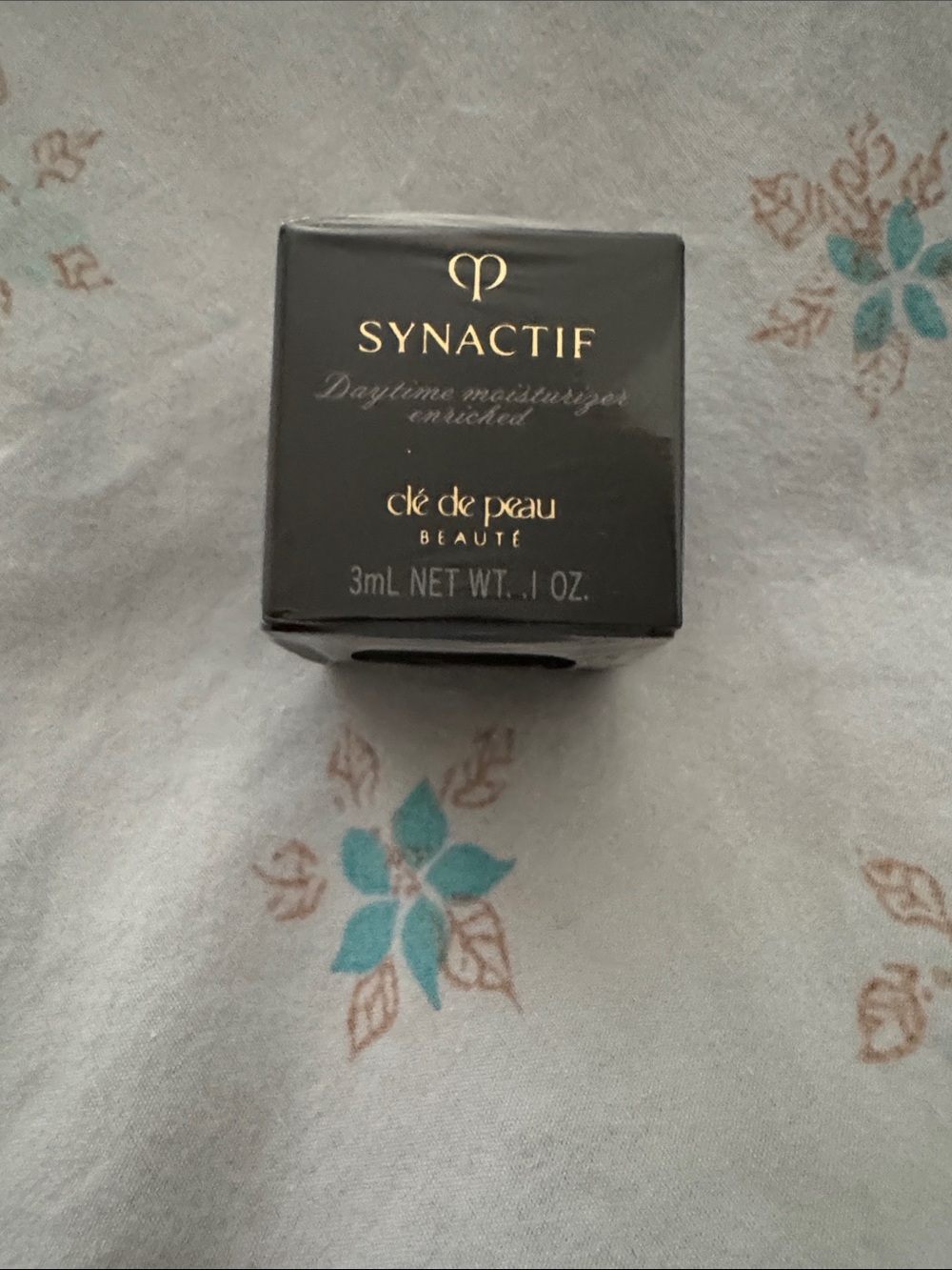 cle de peau Synactif Daytime Moisturizer Enriched - travel size